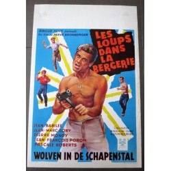 LOUPS DANS LA BERGERIE